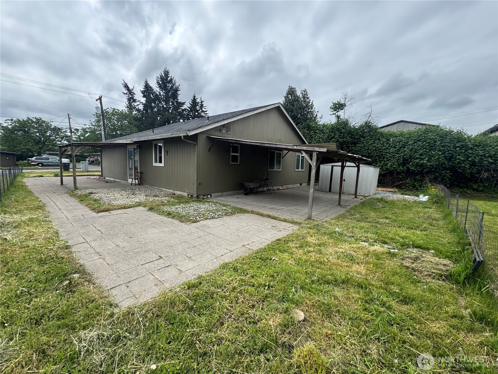 95 Barnes Street , Kelso, WA 98626