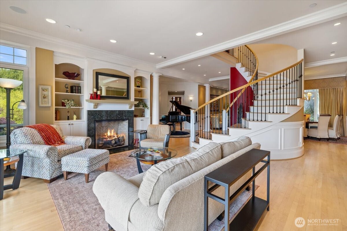 17319 191st Avenue NE, Woodinville, WA 98072