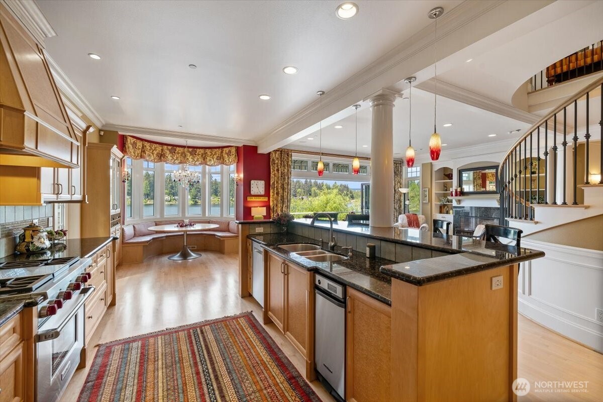 17319 191st Avenue NE, Woodinville, WA 98072