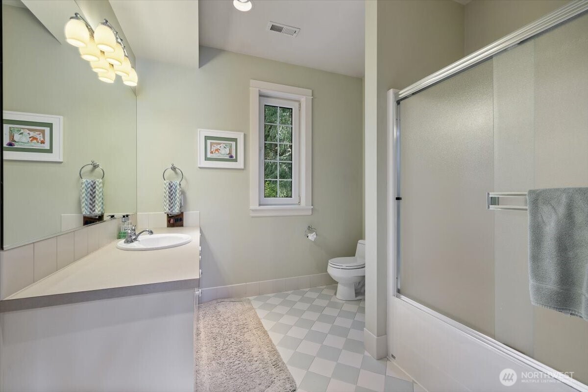 17319 191st Avenue NE, Woodinville, WA 98072