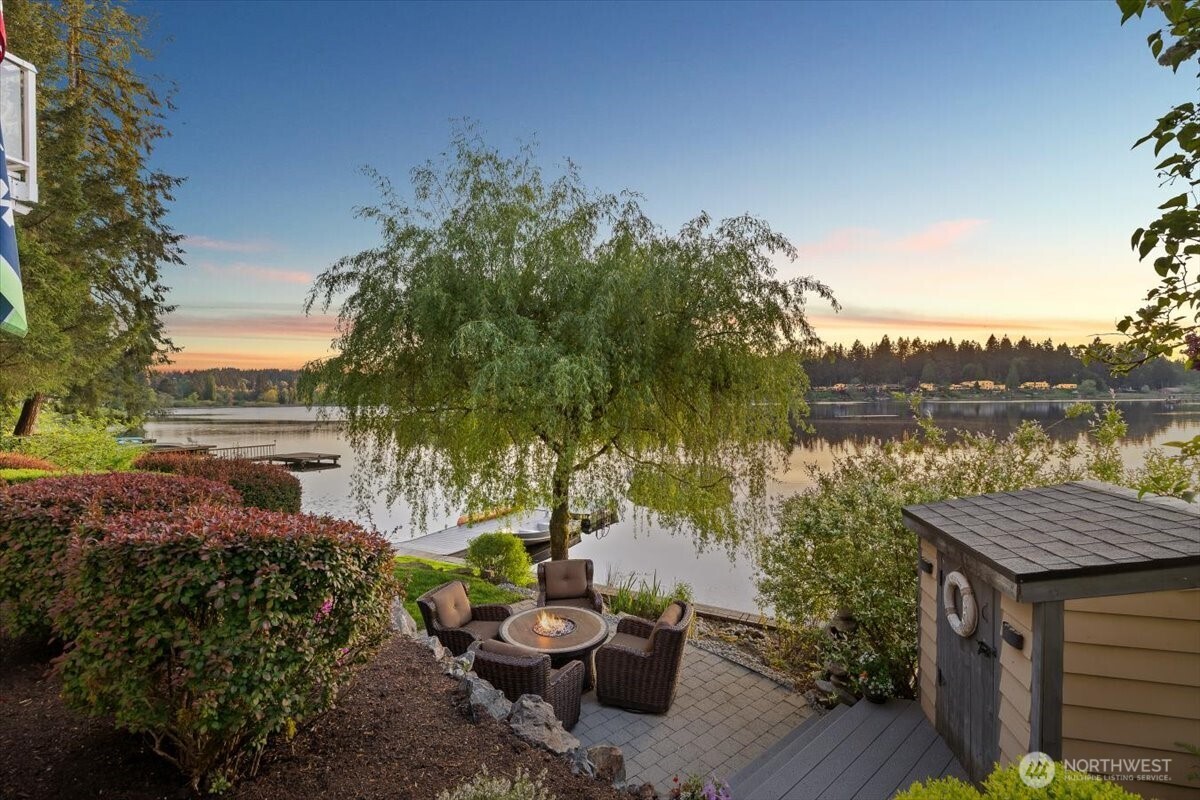 17319 191st Avenue NE, Woodinville, WA 98072