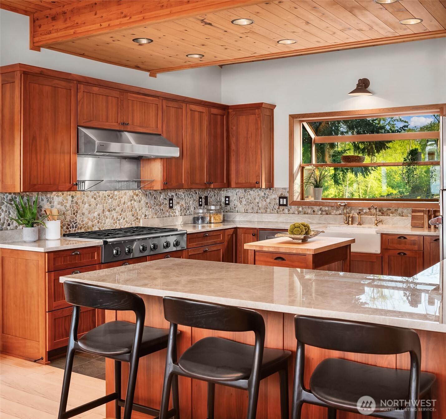 22505 Deppman Road SW, Vashon, WA 98070