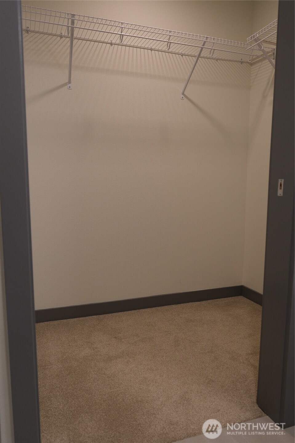 11903 NE 128th Street #108, Kirkland, WA 98034