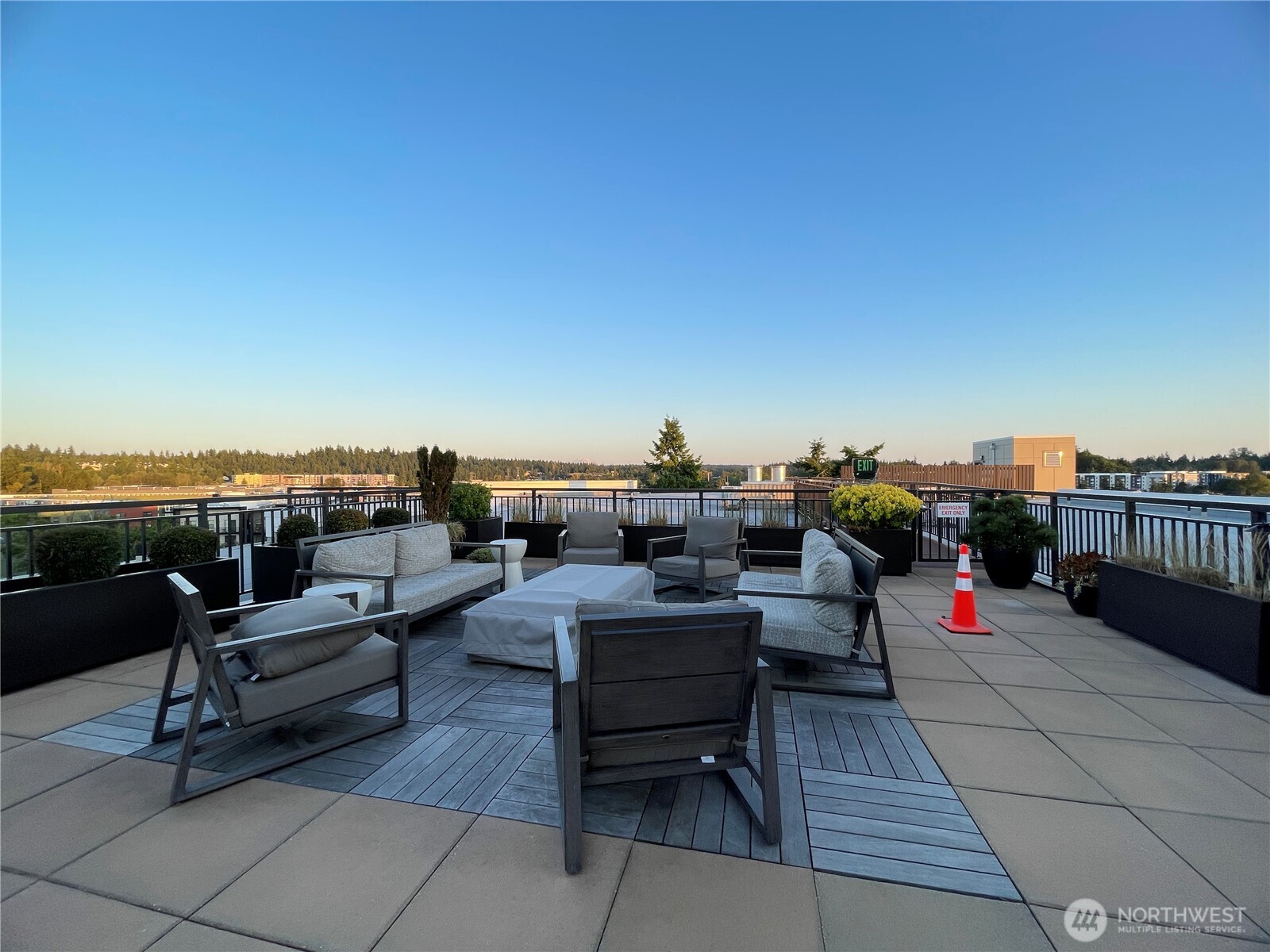 11903 NE 128th Street #108, Kirkland, WA 98034