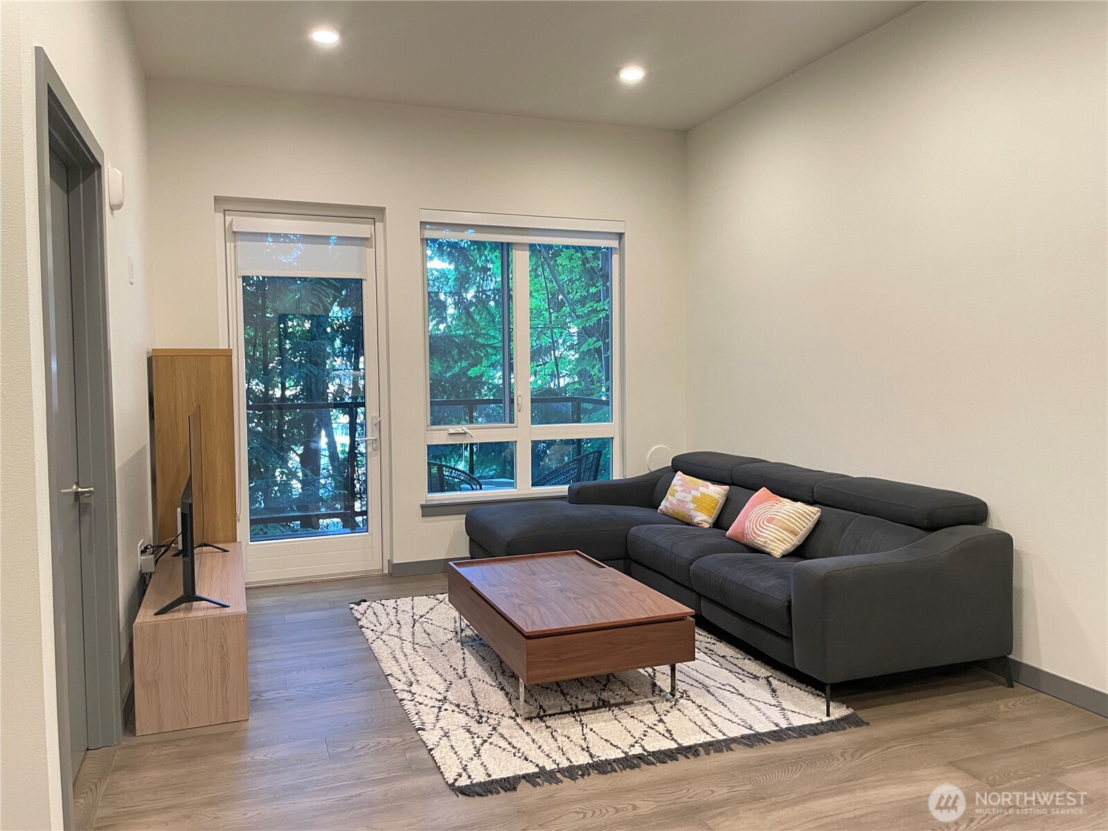 11903 NE 128th Street #108, Kirkland, WA 98034