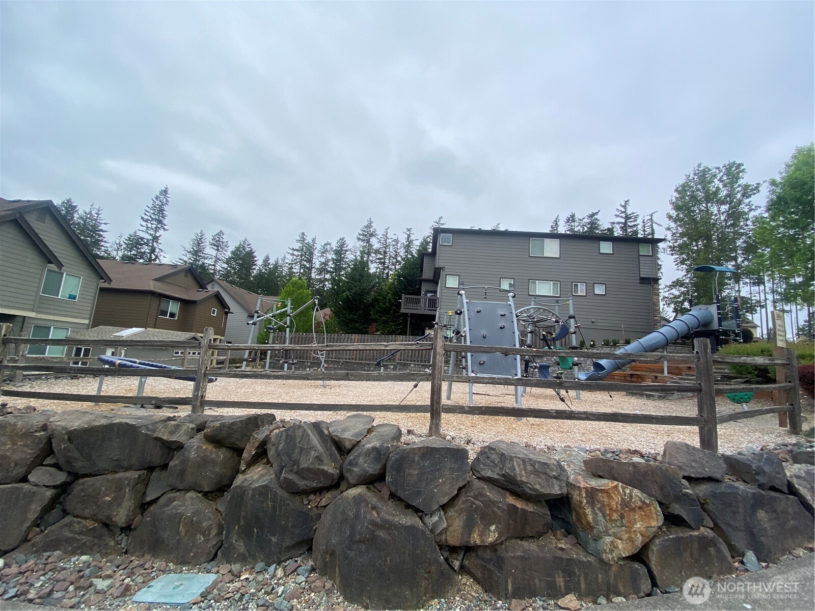 23257 SE 34th Place , Sammamish, WA 98075-6084