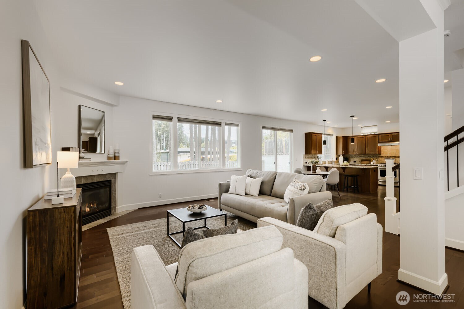 23257 SE 34th Place , Sammamish, WA 98075-6084
