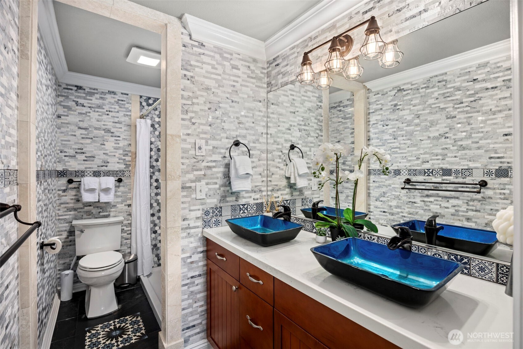 3008 N Narrows Drive #C103, Tacoma, WA 98407