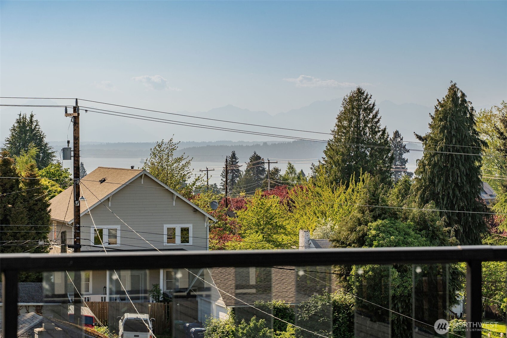6320 36th Avenue SW, Seattle, WA 98126