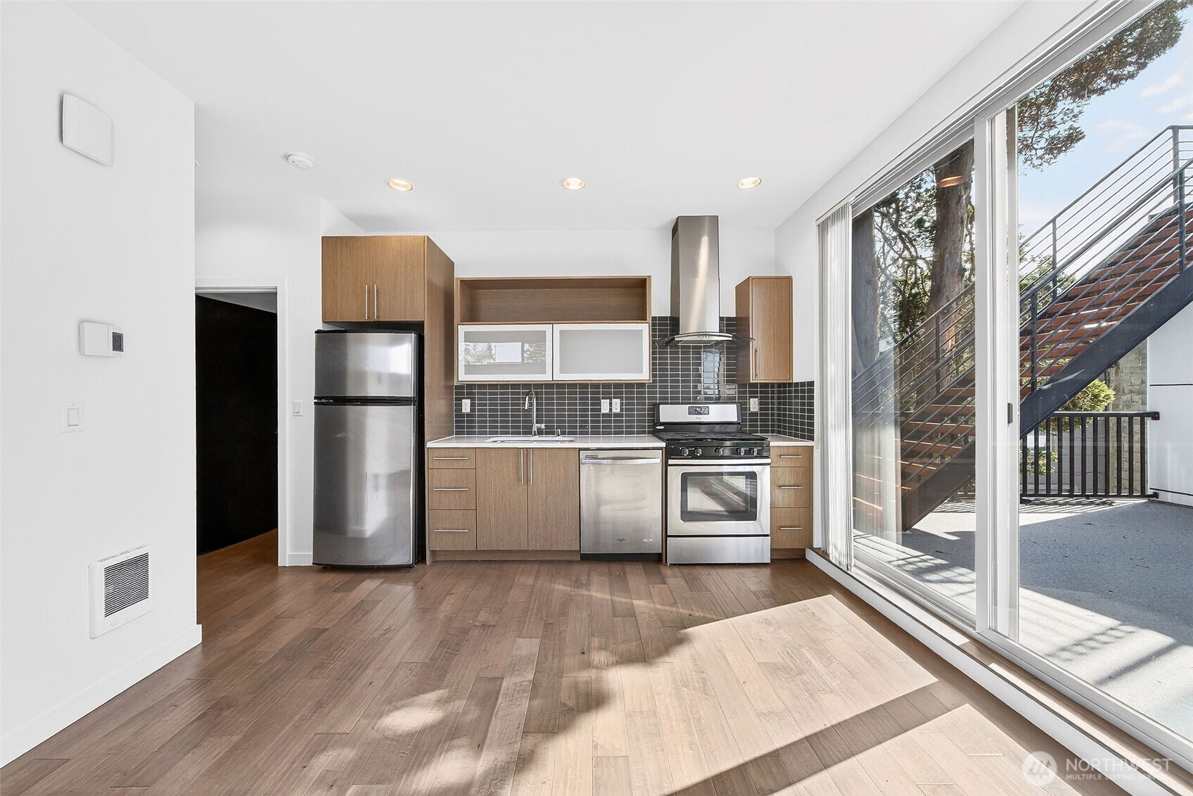 6320 36th Avenue SW, Seattle, WA 98126