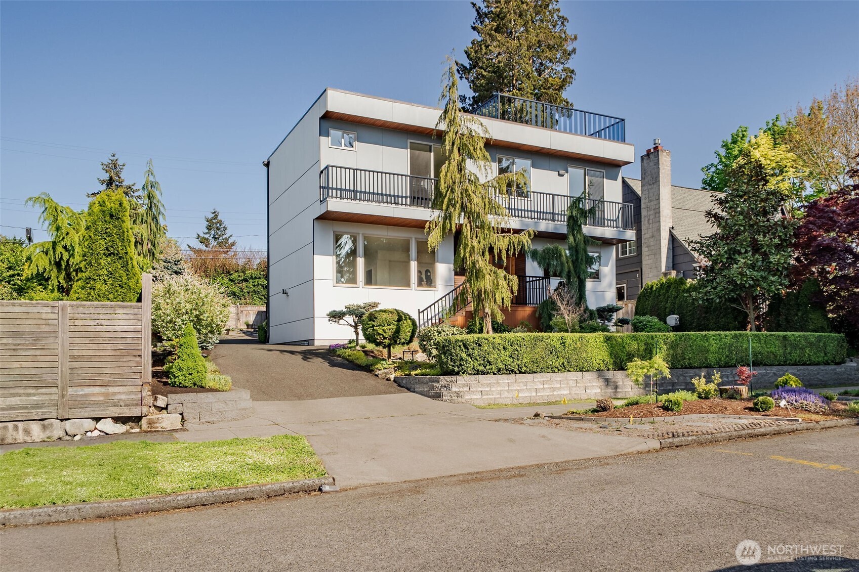 6320 36th Avenue SW, Seattle, WA 98126