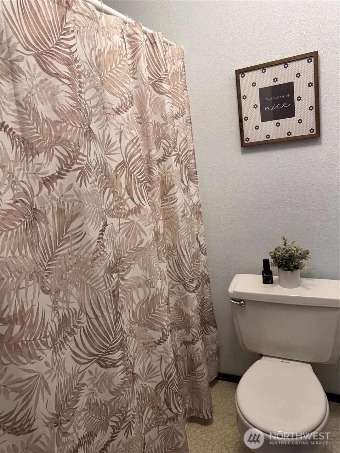 908 S 6th , Dayton, WA 99328-1402