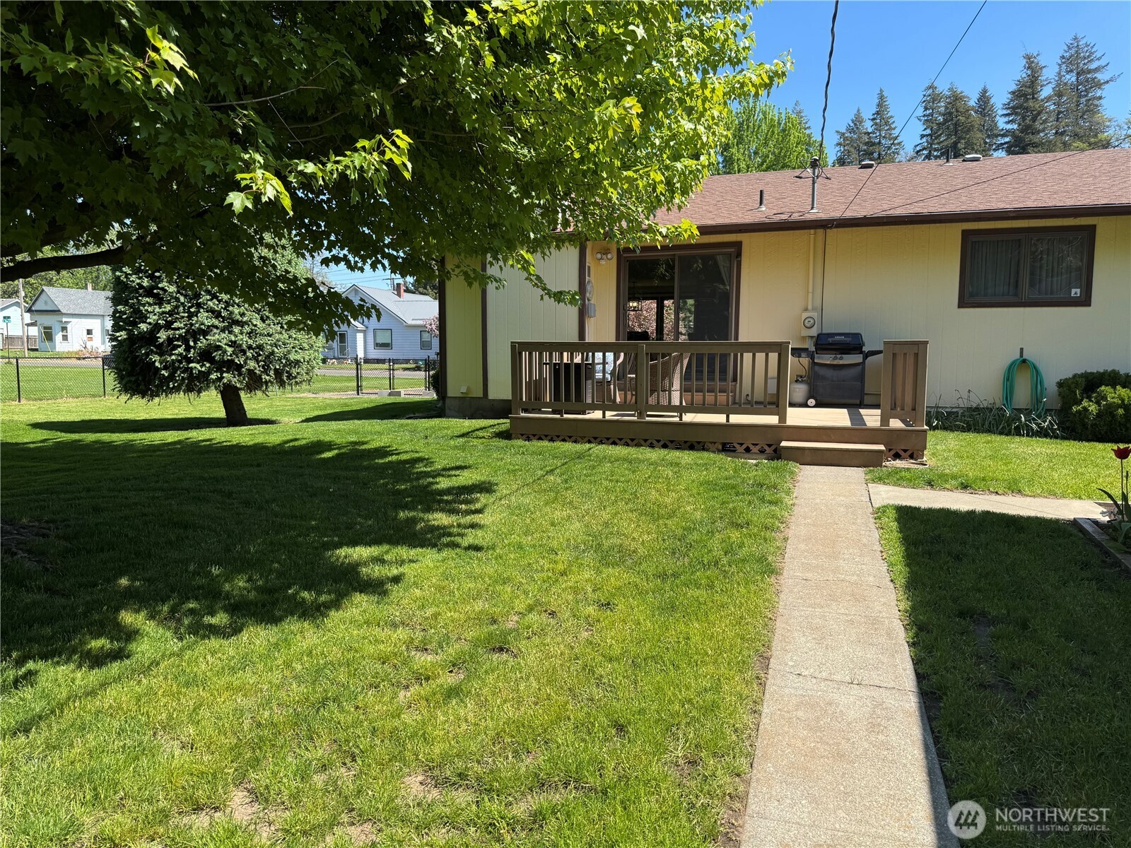 908 S 6th , Dayton, WA 99328-1402