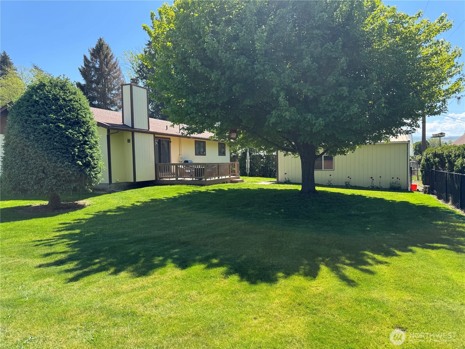 908 S 6th , Dayton, WA 99328-1402