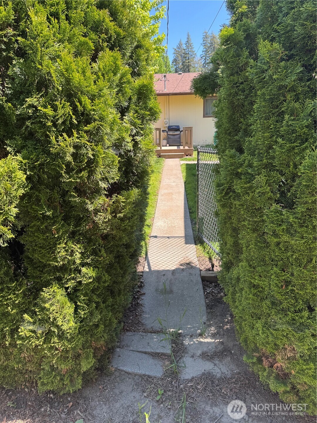 908 S 6th , Dayton, WA 99328-1402