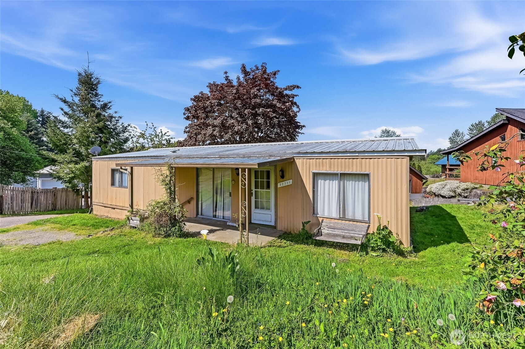 32711 Commission Avenue , Black Diamond, WA 98010-9757
