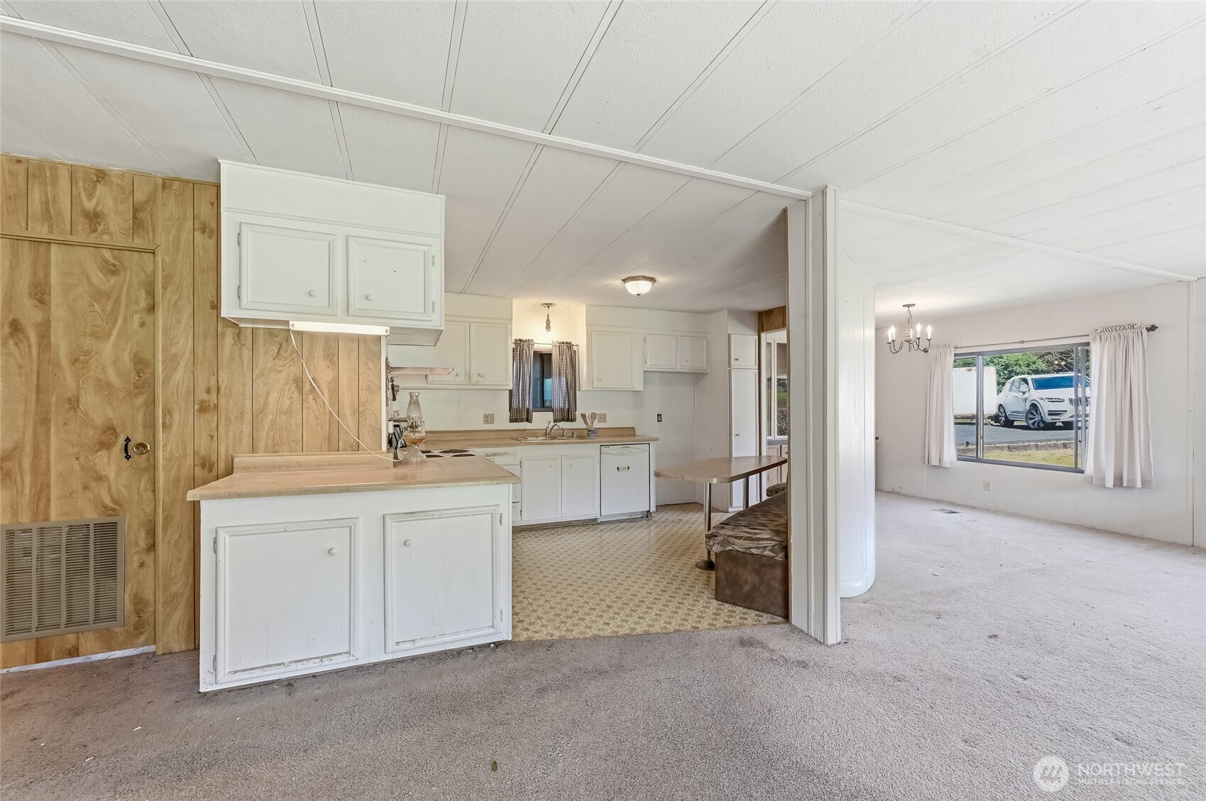 32711 Commission Avenue , Black Diamond, WA 98010-9757