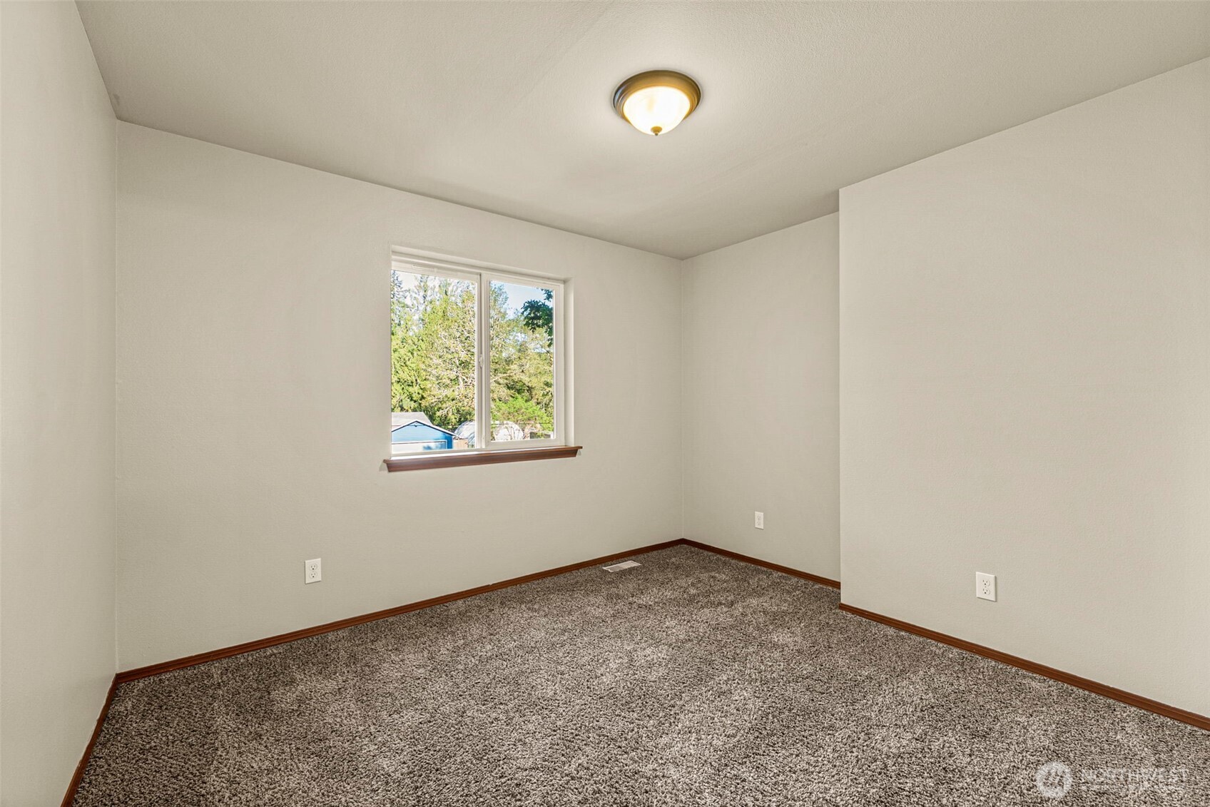 8409 356th St S, Roy, WA 98580
