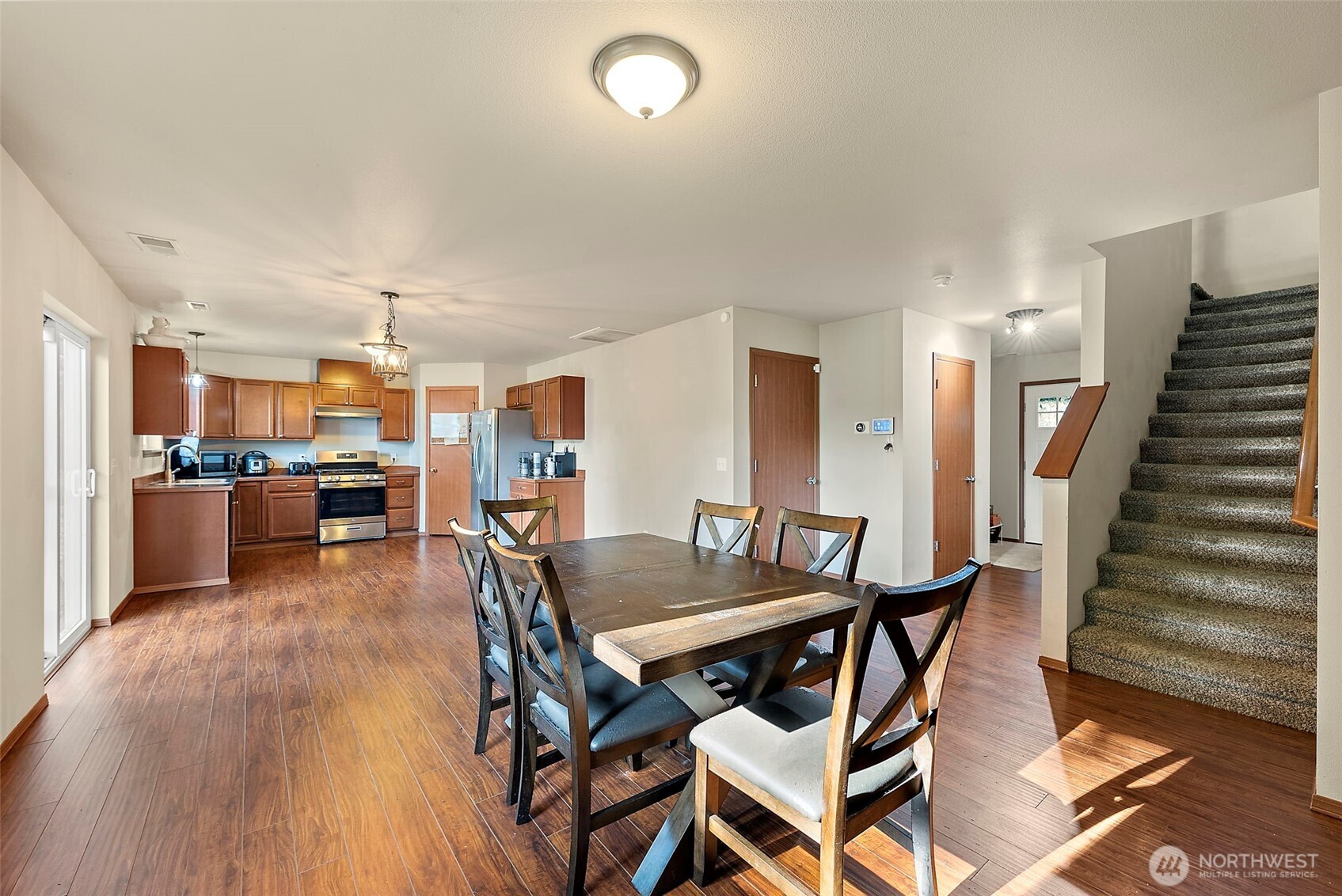 8409 356th St S, Roy, WA 98580