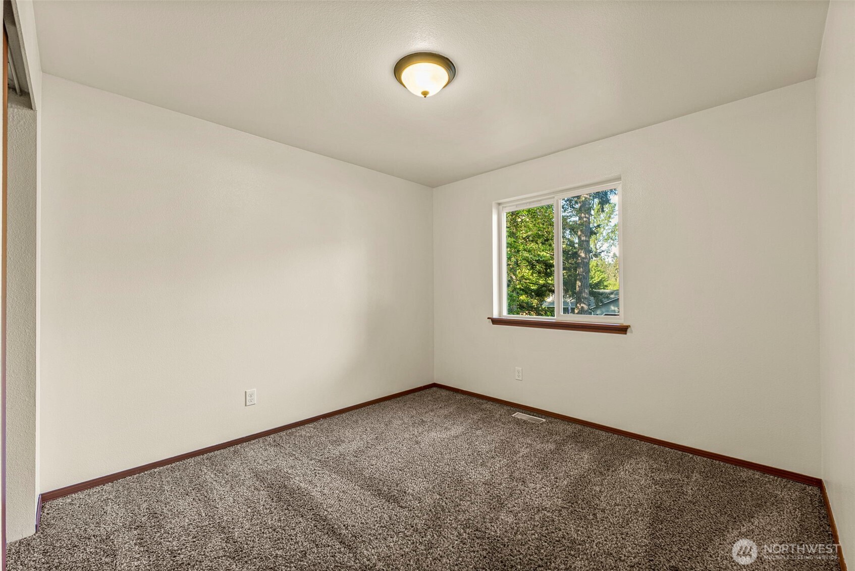 8409 356th St S, Roy, WA 98580