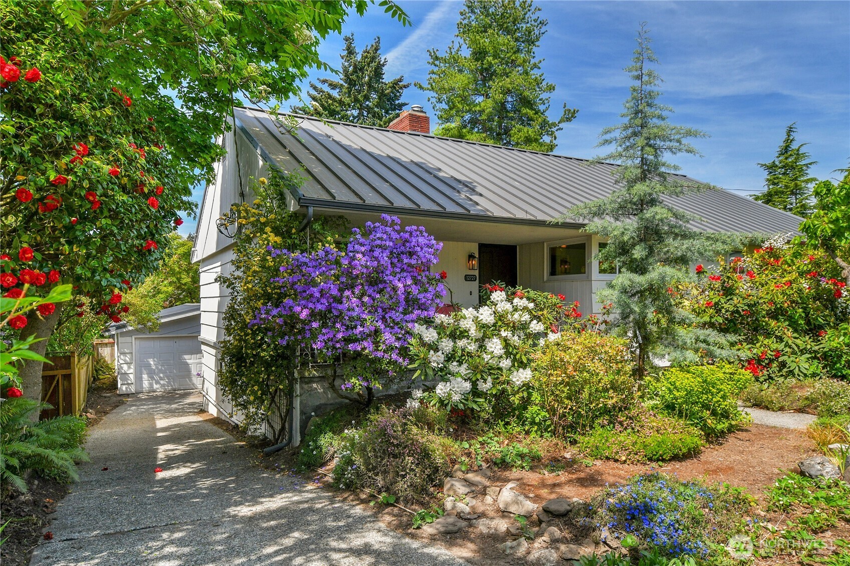 12727 Dayton Avenue N, Seattle, WA 98133