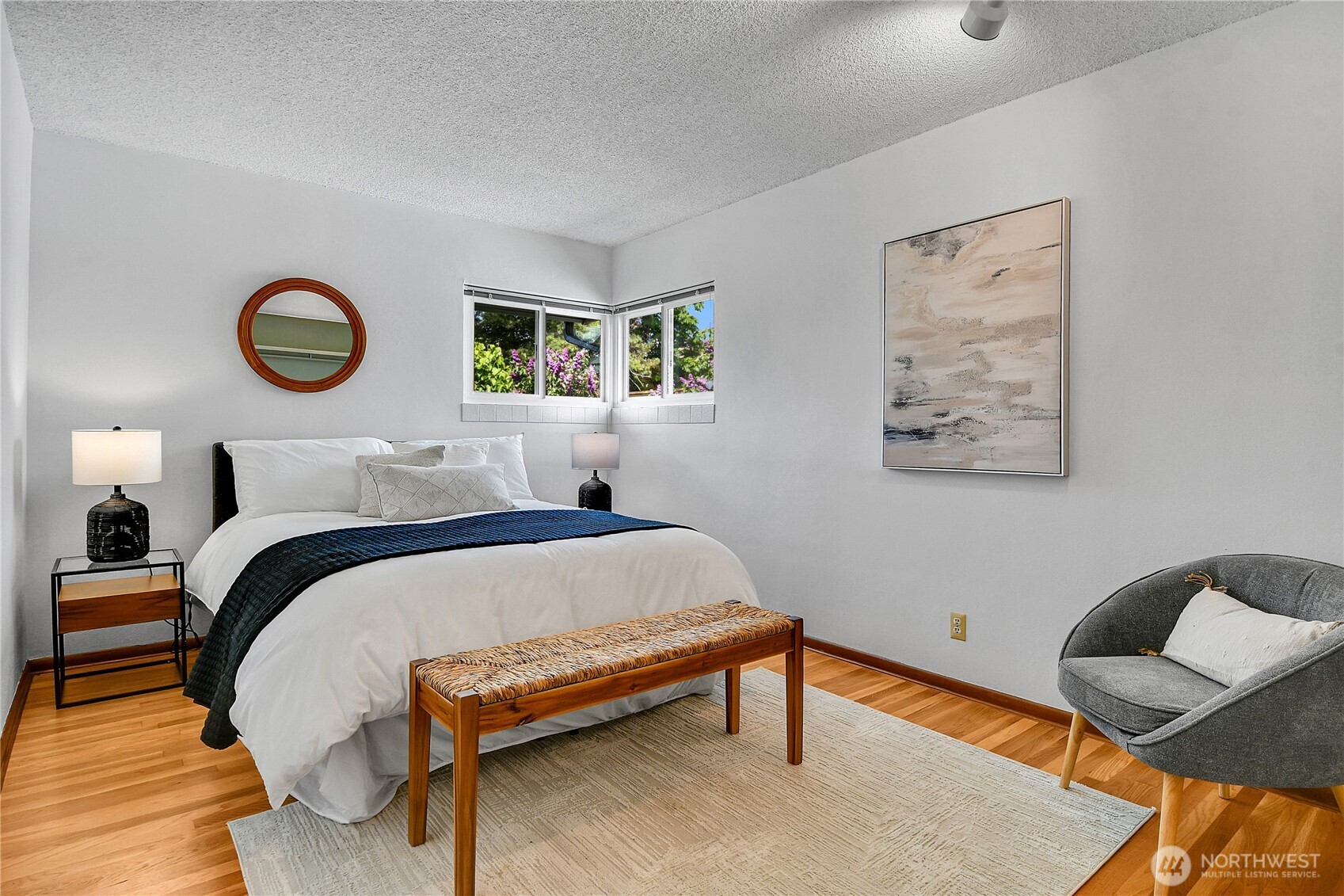 12727 Dayton Avenue N, Seattle, WA 98133