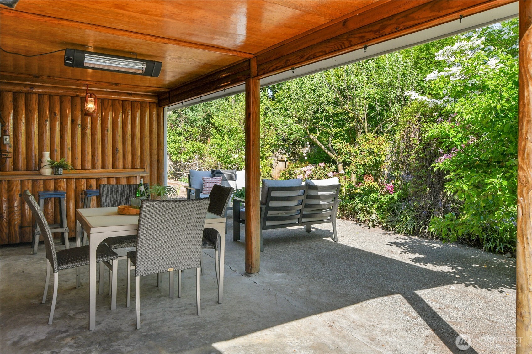 12727 Dayton Avenue N, Seattle, WA 98133