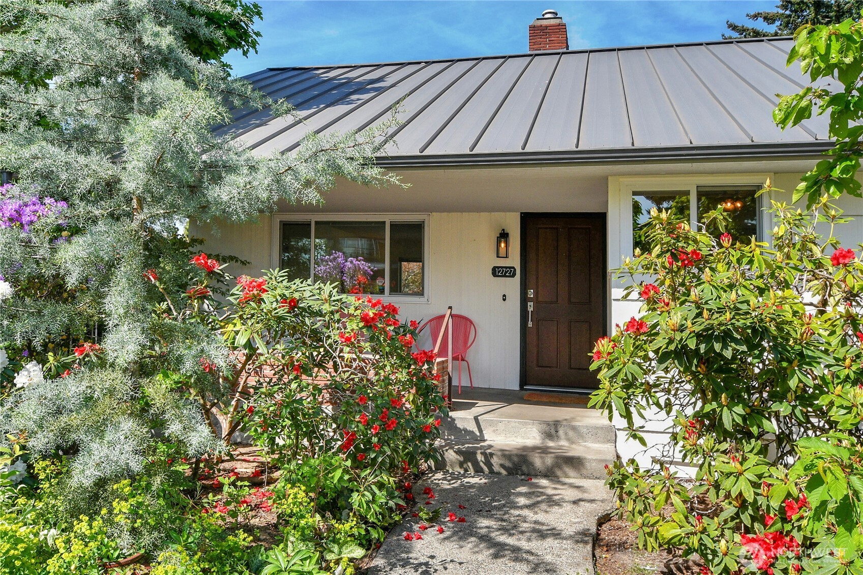 12727 Dayton Avenue N, Seattle, WA 98133