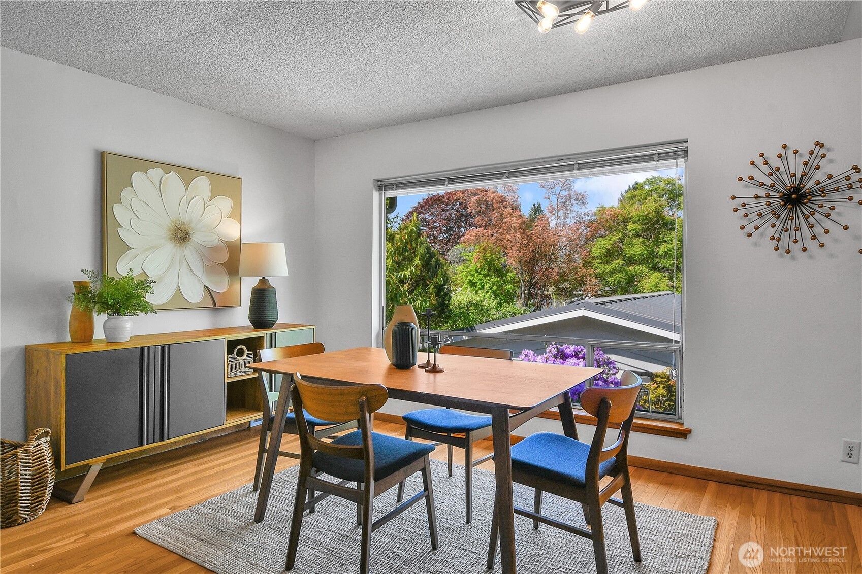 12727 Dayton Avenue N, Seattle, WA 98133