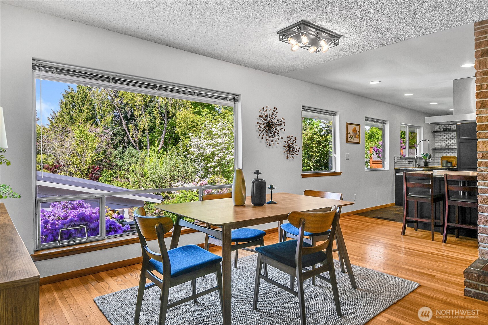 12727 Dayton Avenue N, Seattle, WA 98133