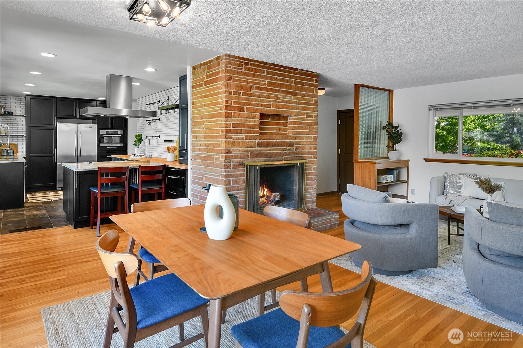 12727 Dayton Avenue N, Seattle, WA 98133