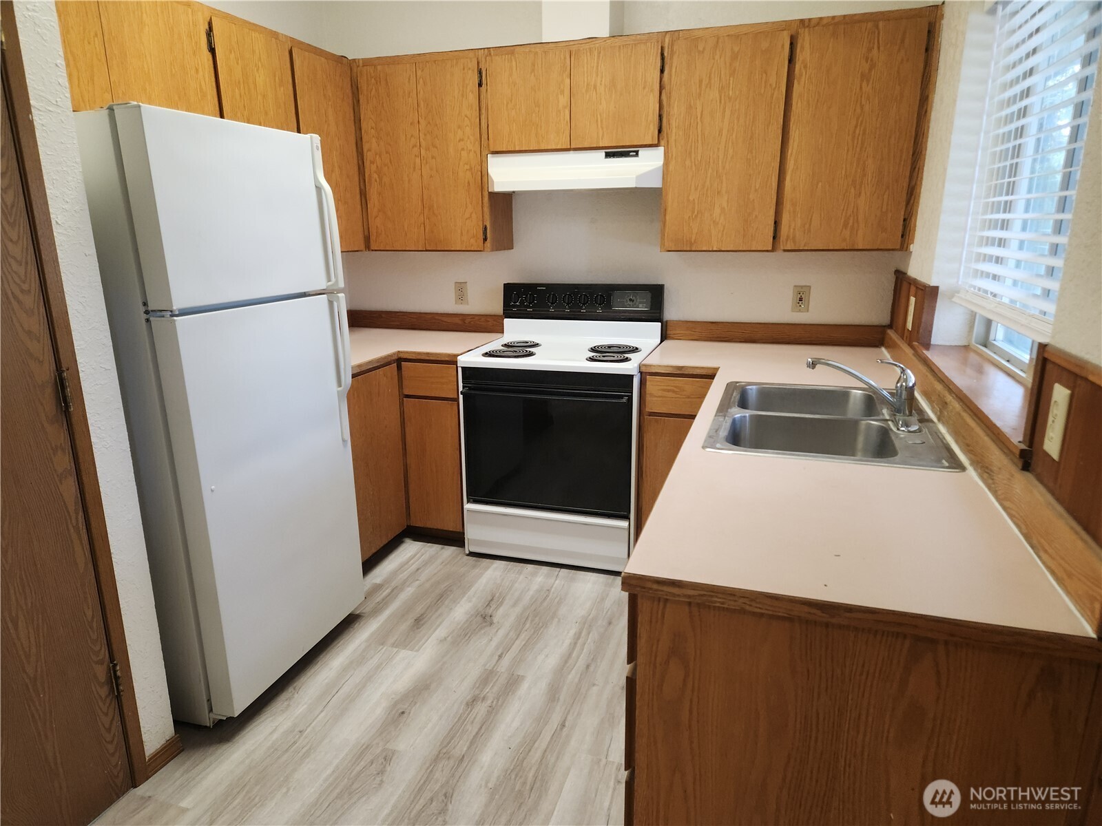 615 5th Street , Oroville, WA 98844