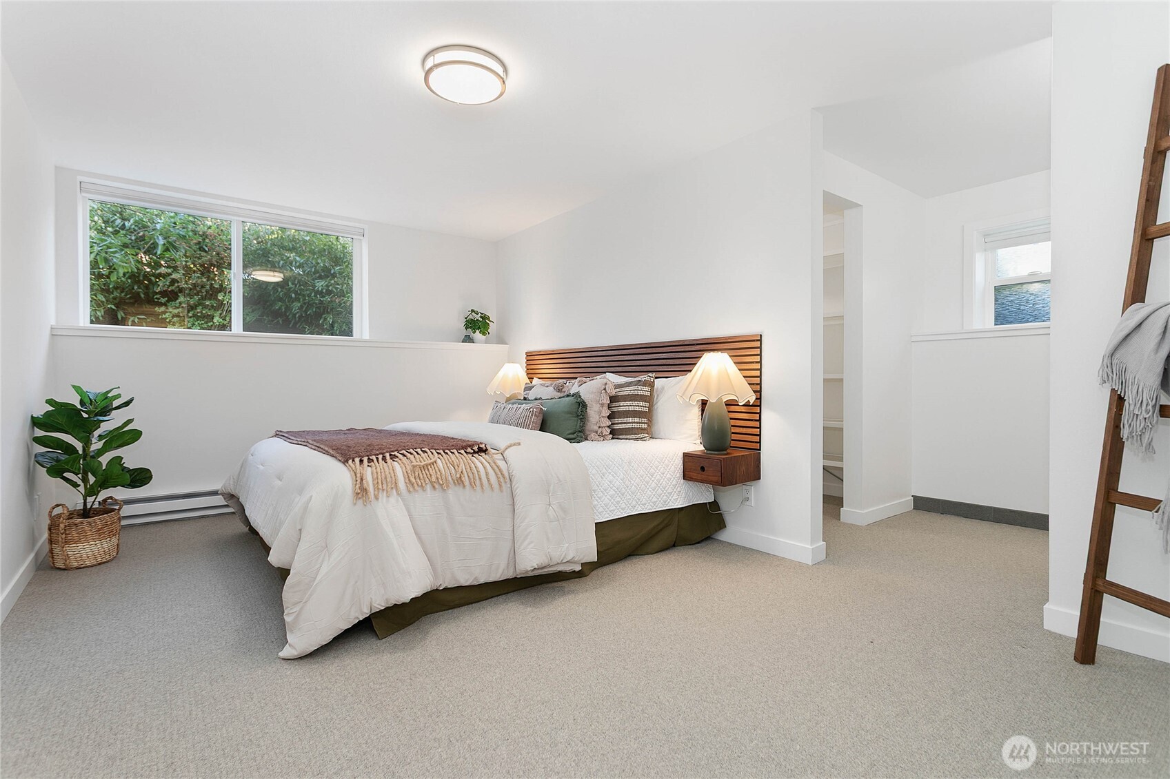 600 S State Street #100, Bellingham, WA 98225