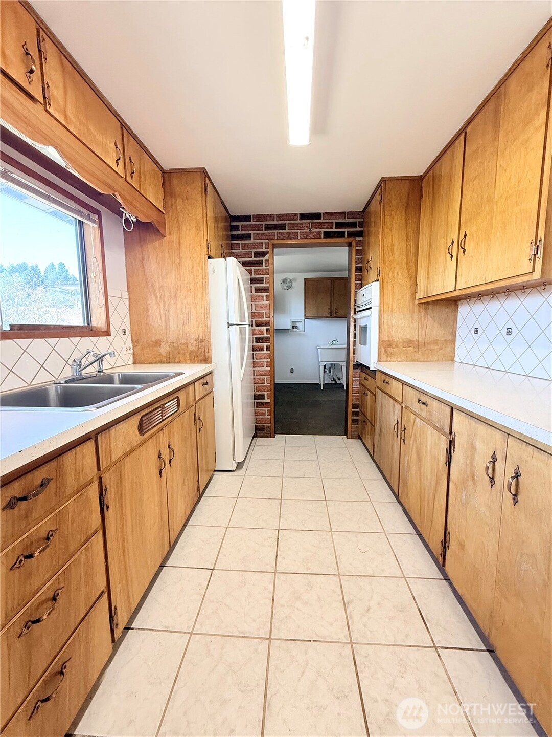 201 E Dewberry , Omak, WA 98841