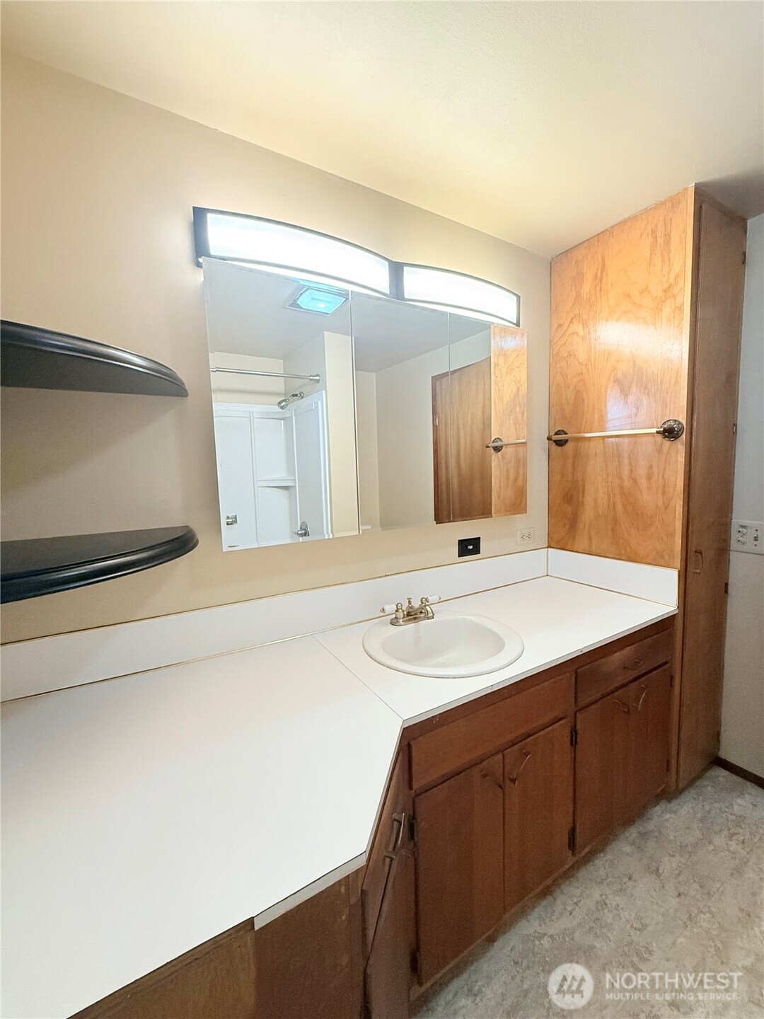 201 E Dewberry , Omak, WA 98841