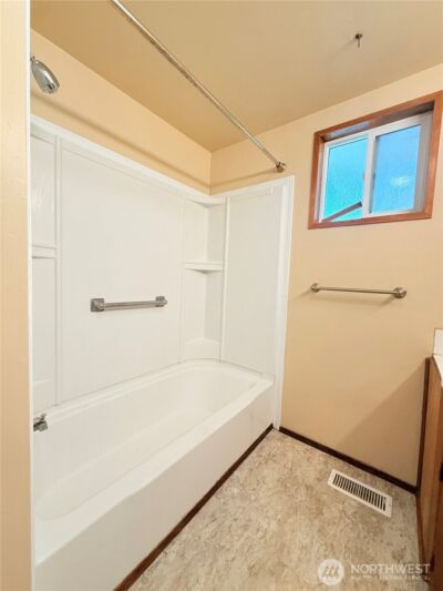 201 E Dewberry , Omak, WA 98841 - Photo 23
