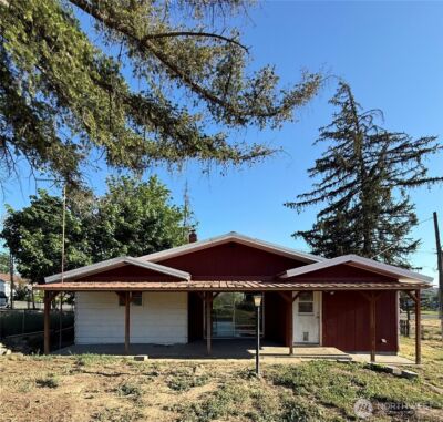 201 E Dewberry , Omak, WA 98841 - Photo 28