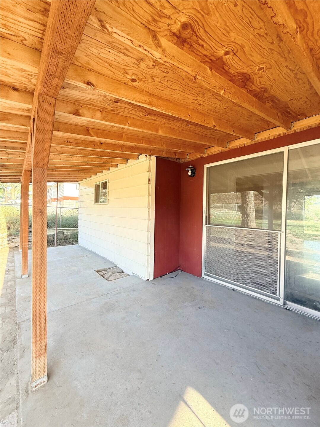 201 E Dewberry , Omak, WA 98841