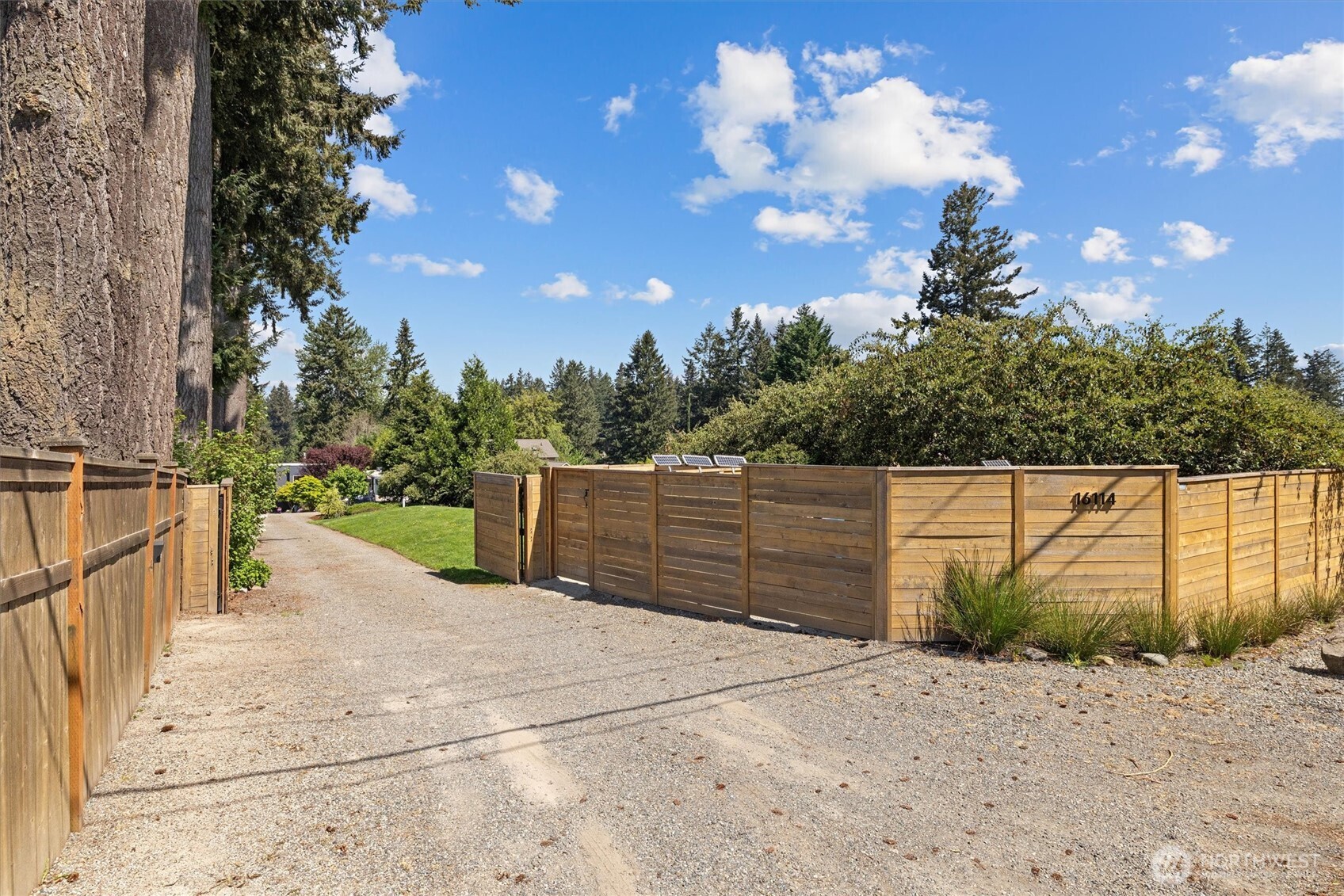 16114 SE Lake Holm Road , Auburn, WA 98092