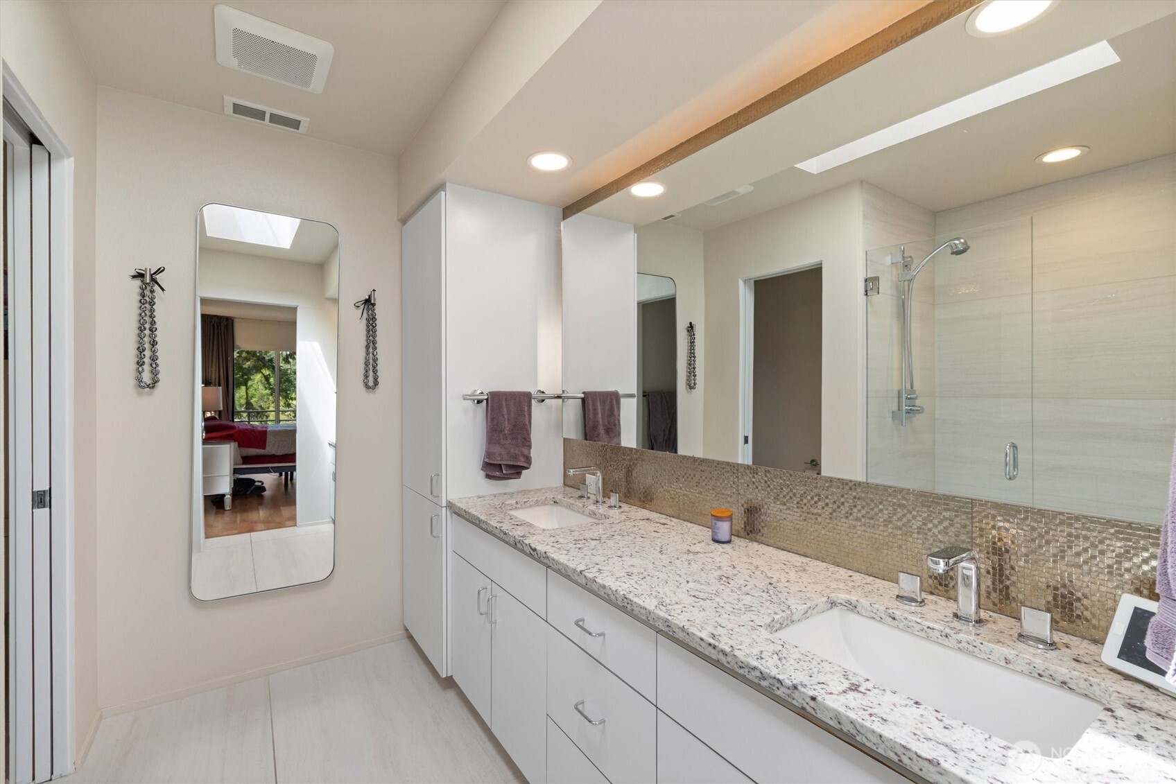 16114 SE Lake Holm Road , Auburn, WA 98092