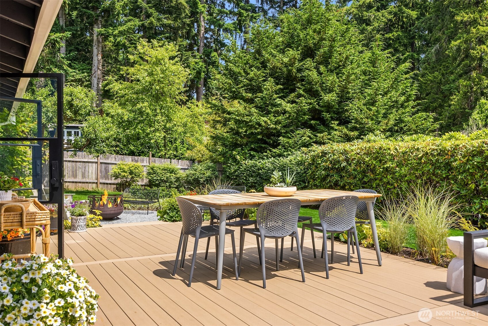 10430 NE Cascade Avenue , Bainbridge Island, WA 98110