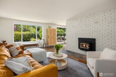 10430 NE Cascade Avenue , Bainbridge Island, WA 98110 - Photo 18