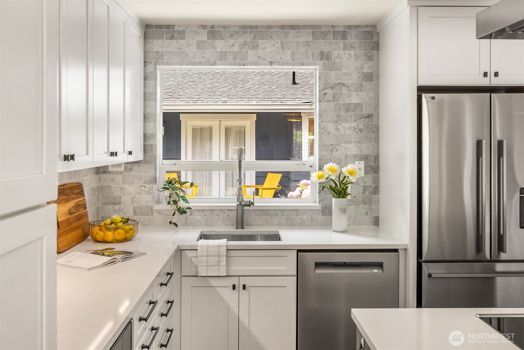 10430 NE Cascade Avenue , Bainbridge Island, WA 98110