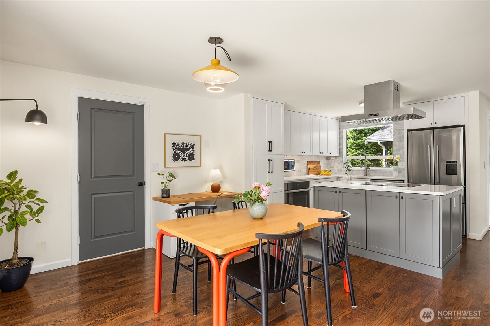 10430 NE Cascade Avenue , Bainbridge Island, WA 98110
