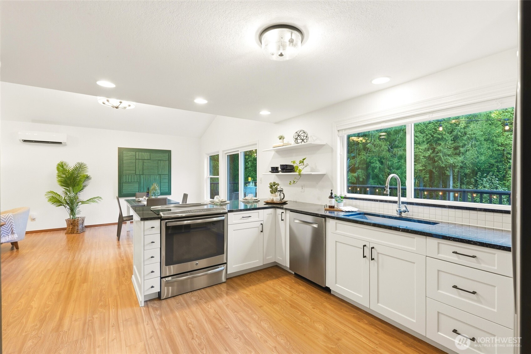20202 230th Avenue NE, Woodinville, WA 98077