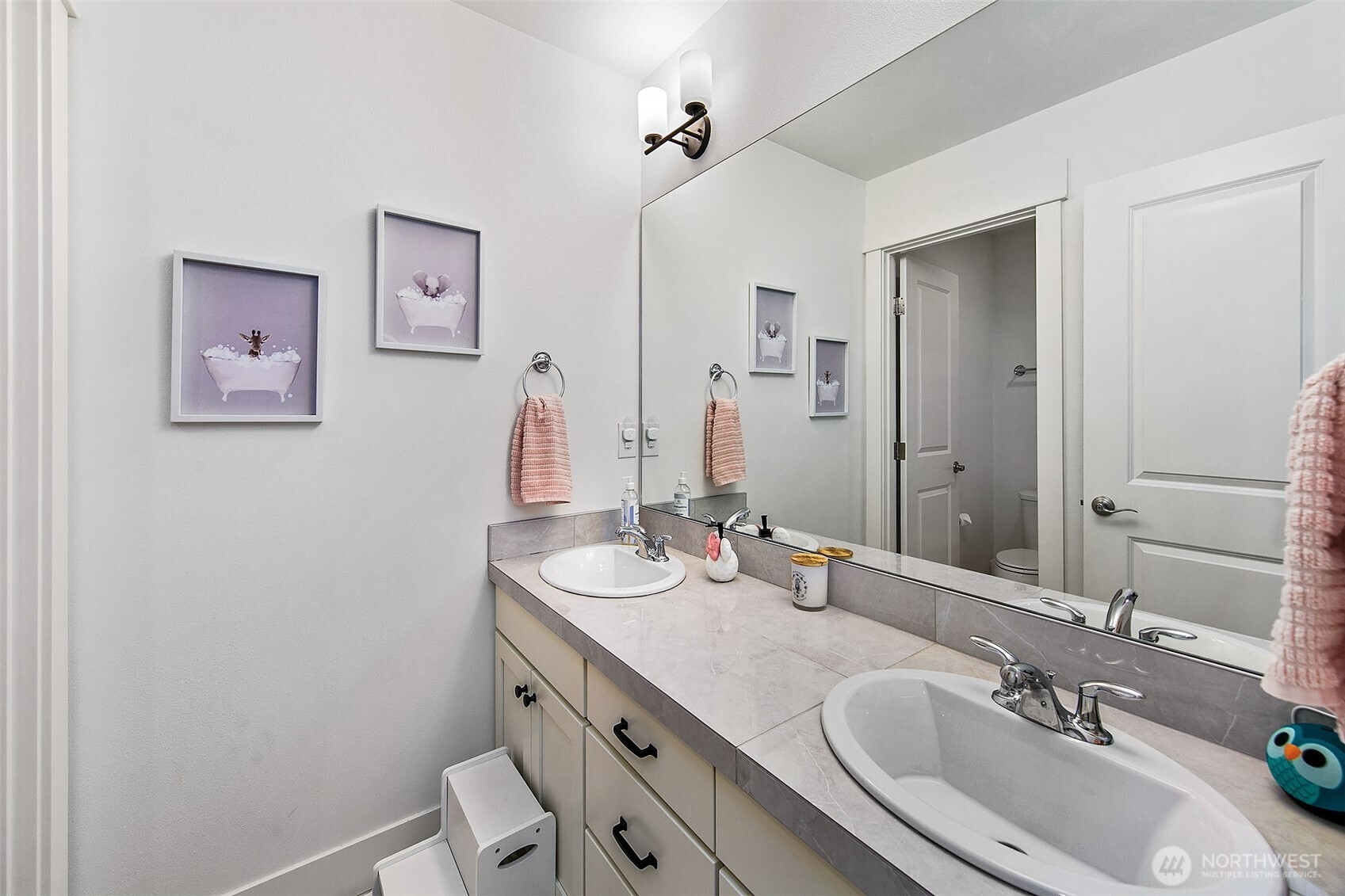 14002 3rd Avenue NE #105, Duvall, WA 98019