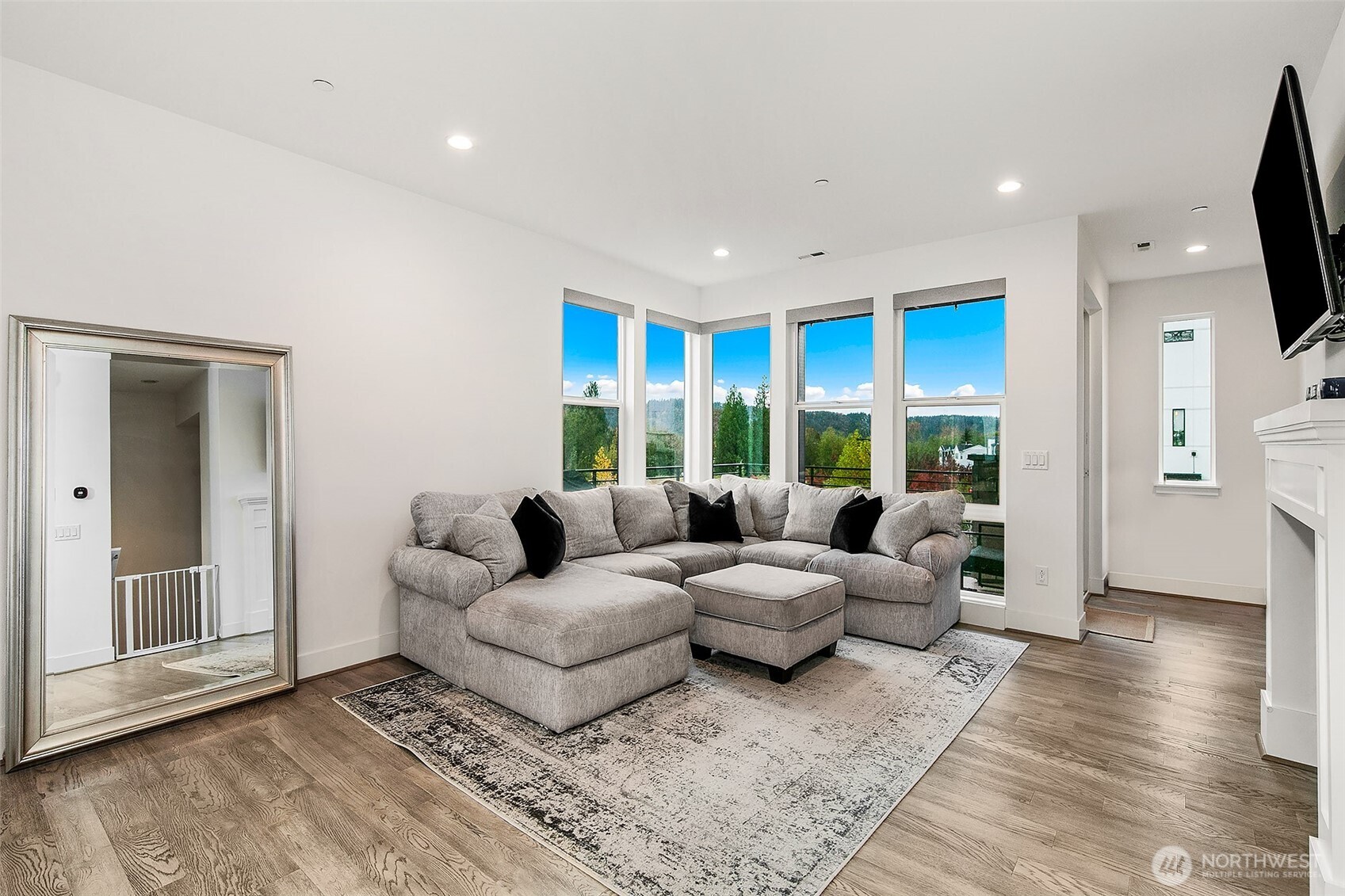 14002 3rd Avenue NE #105, Duvall, WA 98019