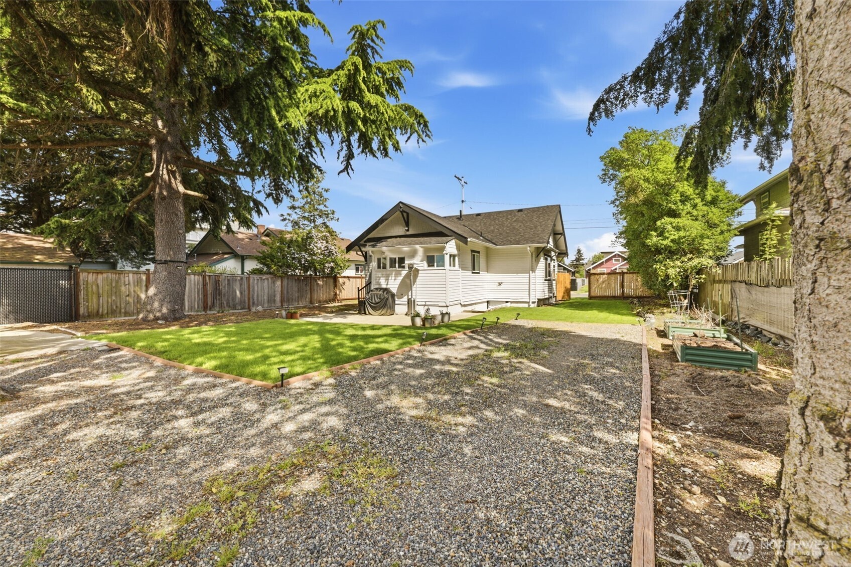 6214 S Warner Street , Tacoma, WA 98409