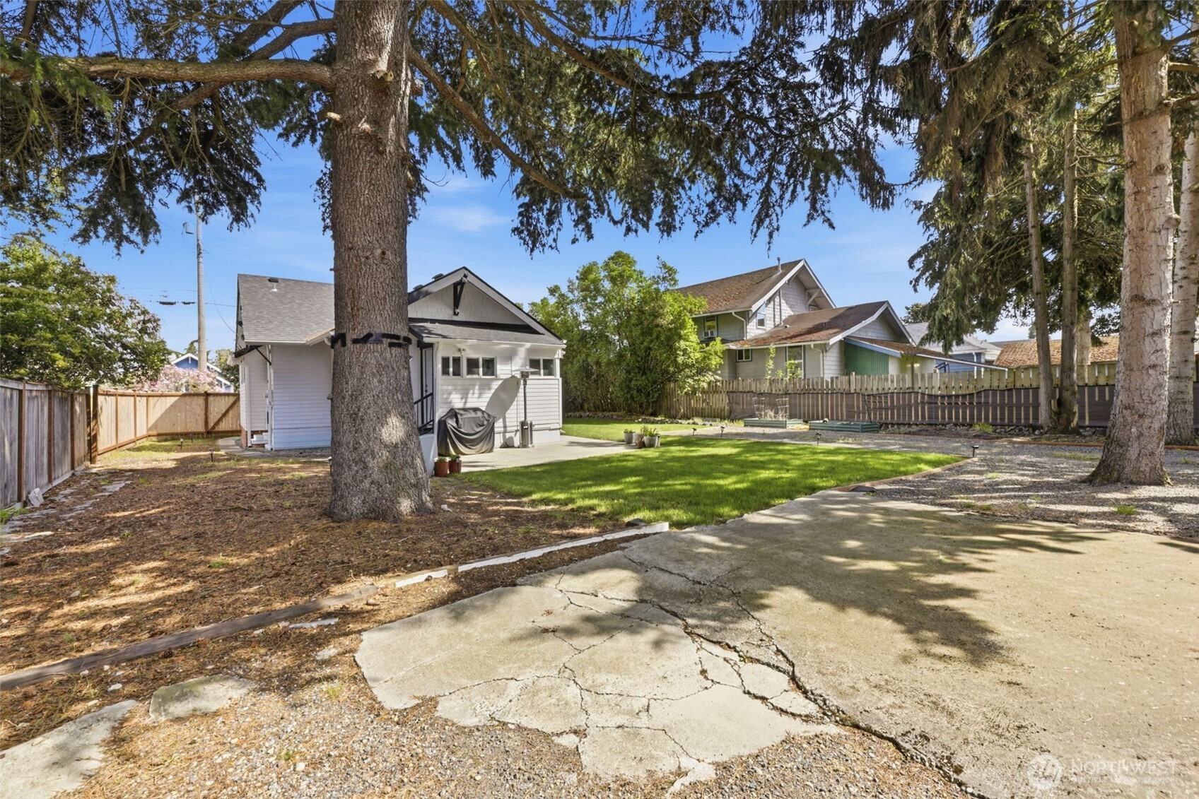 6214 S Warner Street , Tacoma, WA 98409