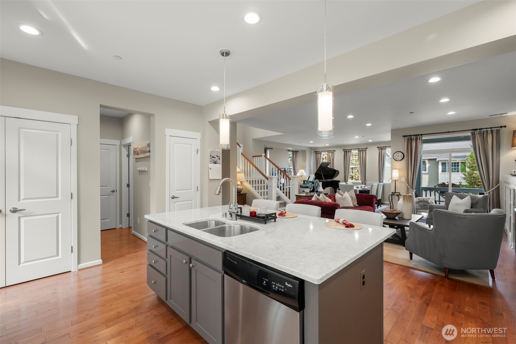 17727 NE 113th Way , Redmond, WA 98052